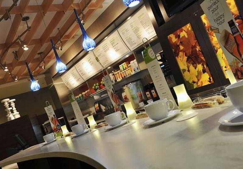 Courtyard Louisville Airport Dış mekan fotoğraf